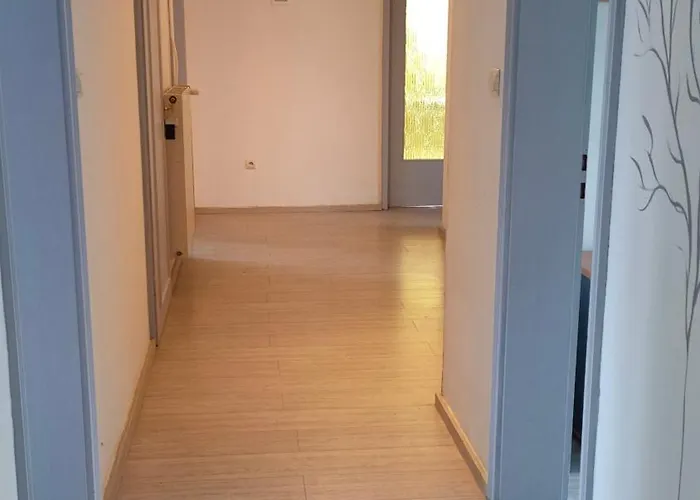 Les Mirabelles Entre Strasbourg Et Haguenau 아파트